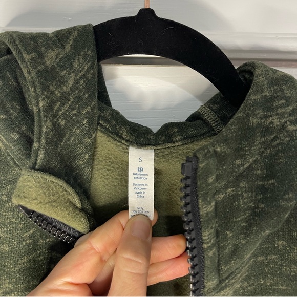 lululemon Men’s Jacket - Picture 4 of 6